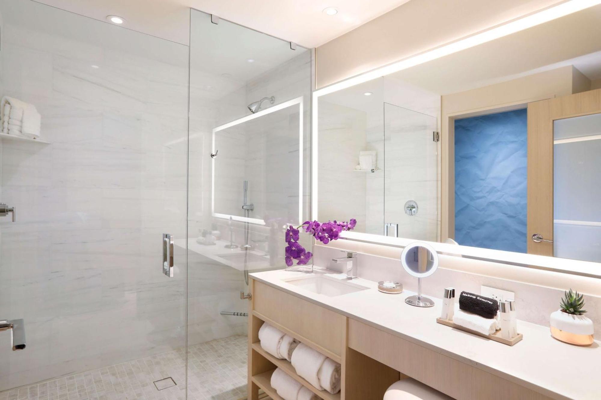 Hall Arts Hotel Dallas, Curio Collection By Hilton Exterior foto